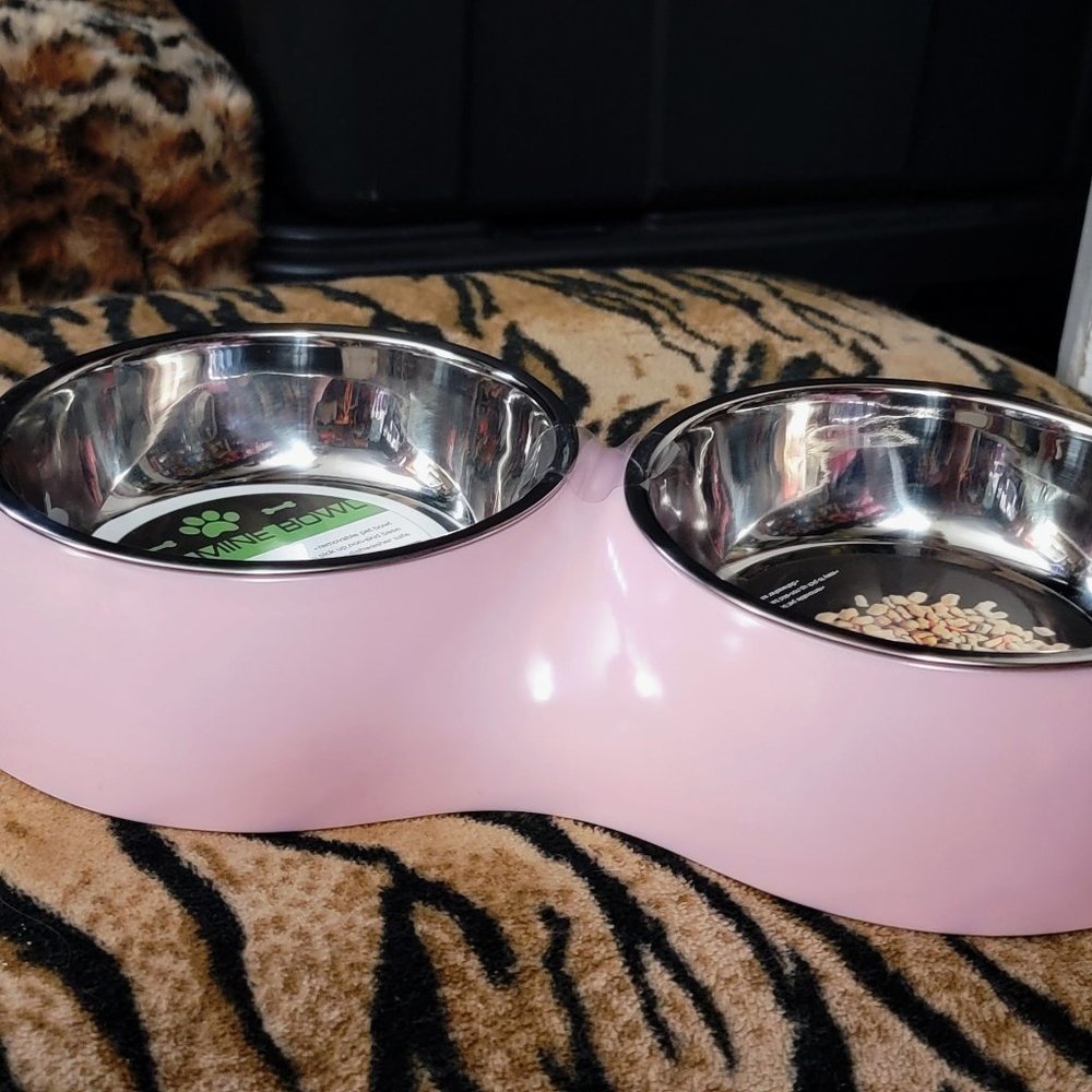 Pet Bowl Set Stainless Dishwasher Safe Pink Dog or Cat size med 14.5 fl oz.